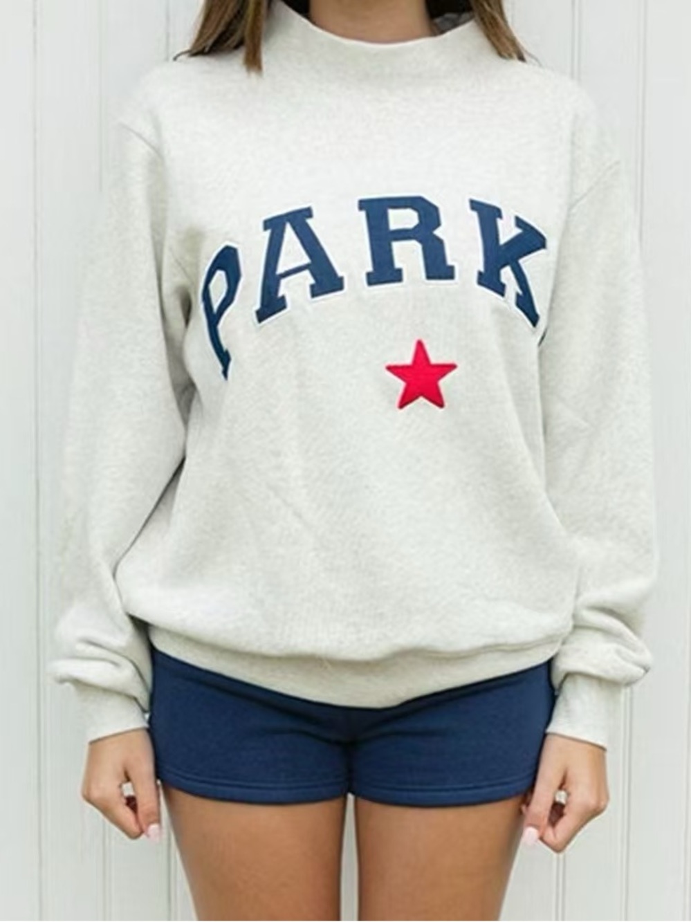 PARKE Cream Crewneck Sweatshirt with Red Star